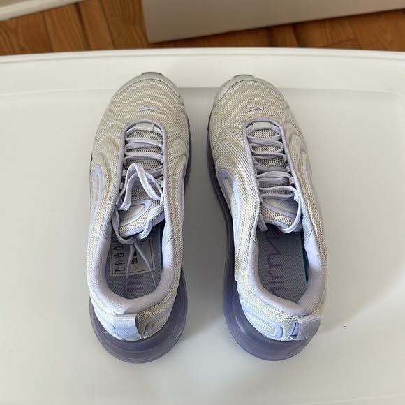 Nike Air Max 720 - Picture 3 of 4